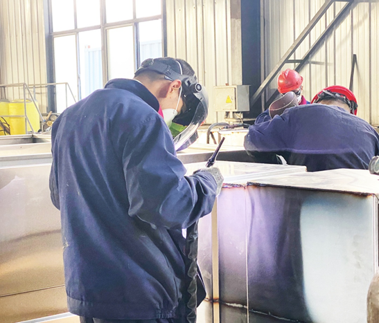 1682758484975645.png 實測農(nóng)村生活污水處理設(shè)備,水質(zhì)達標(biāo)無死角,1臺頂5臺(5)